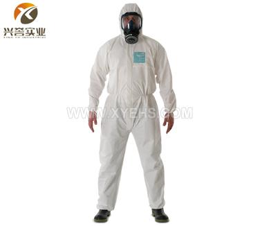 Microgard 2000 增強型防化服